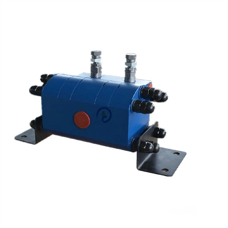 External Geared Flow Dividers With Valve